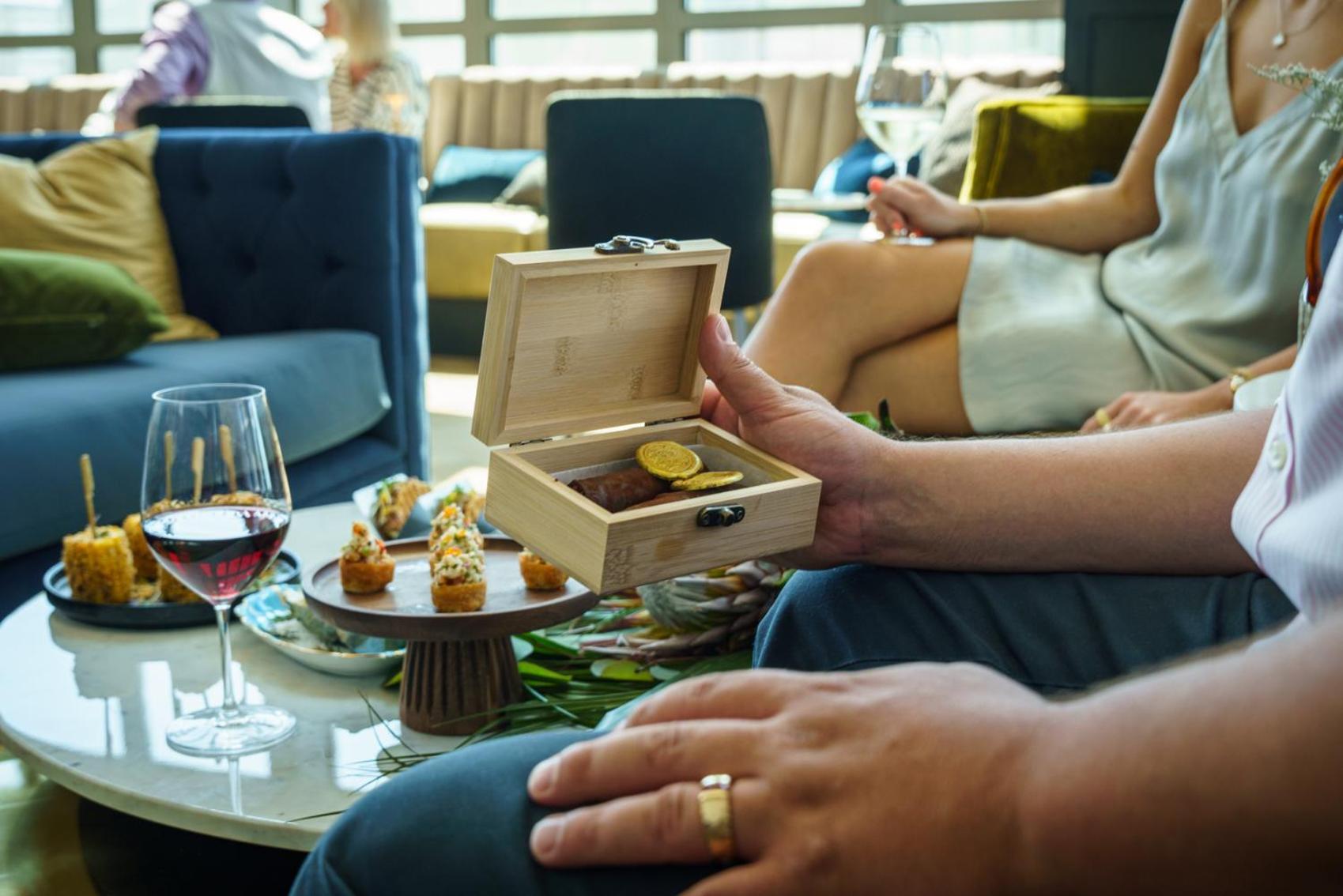 The Parker Hotel And Rooftop Vancouver Bagian luar foto